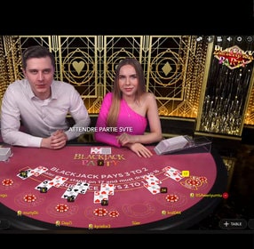 Blackjack Party, la table de Black Jack en live avec 2 croupiers en direct